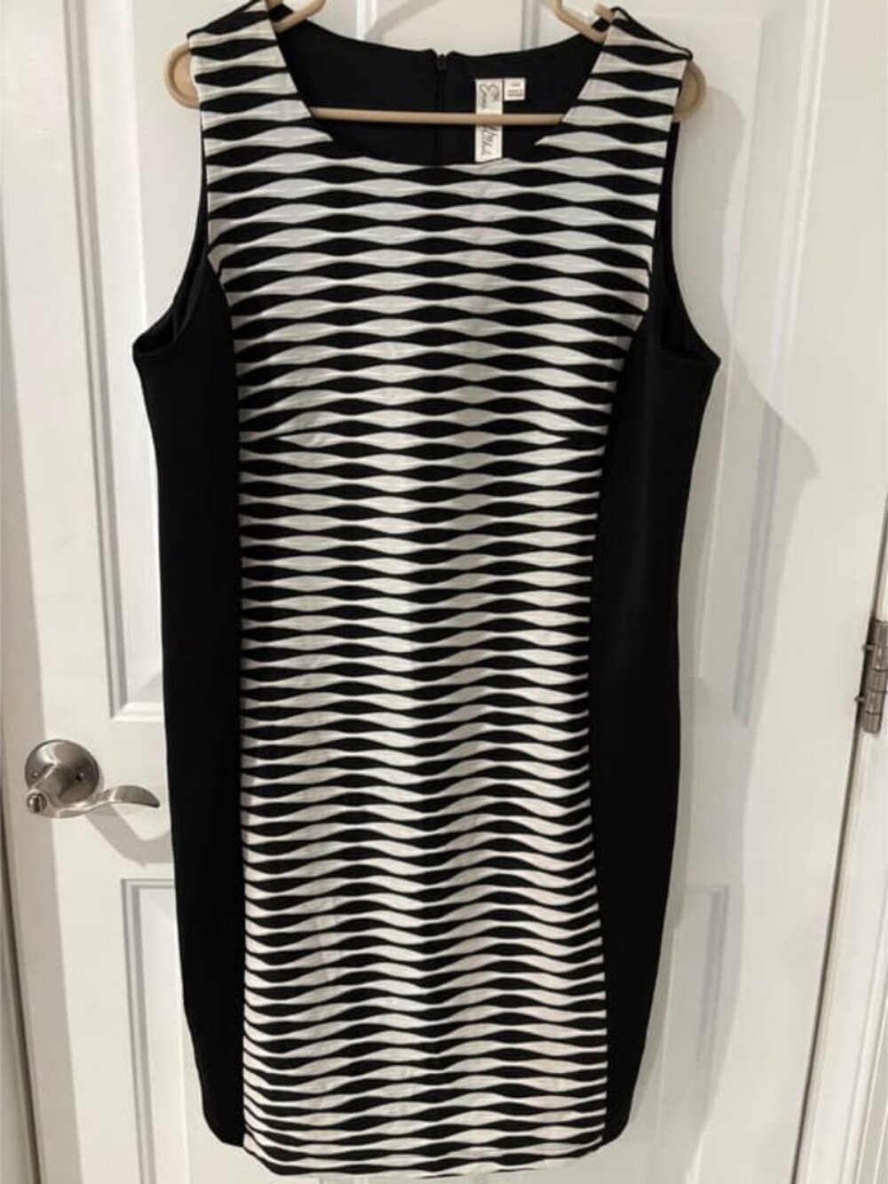 Dress - Black White